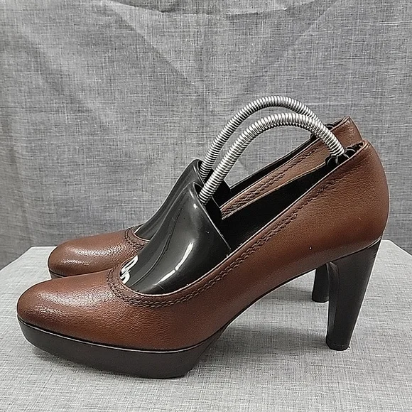 Stuart Weitzman NWOT Platform Pump Stitch Detail Brown Leather Heel Women's 9N